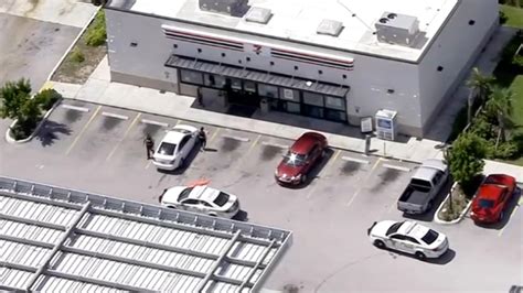 Tattoo shop worker shot during SW Miami.
